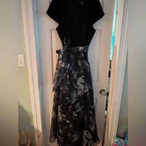 David’s Bridal formal gown size 22W